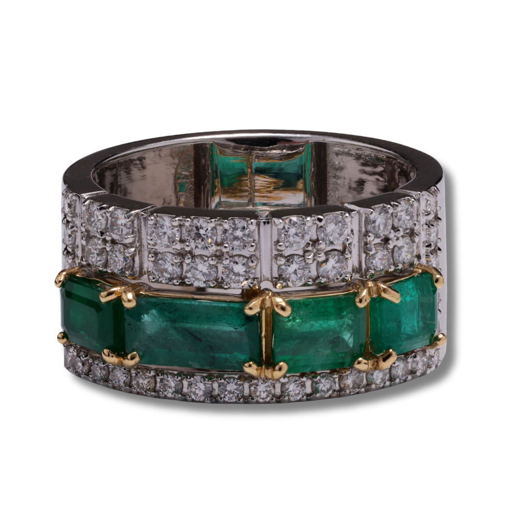 Emerald Empress Diamond Ring in 18K White Gold